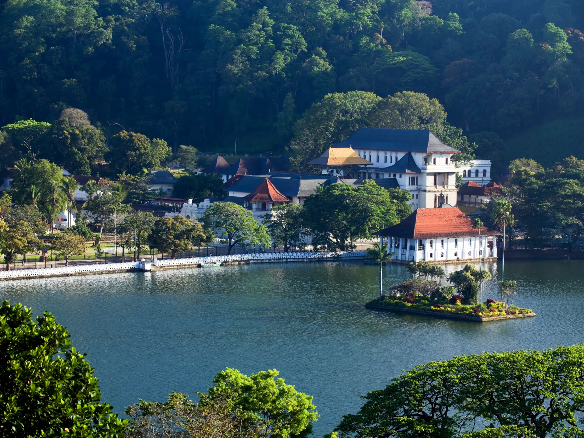 Margossa Residence Kandy Iconic Travel Experiences Hero